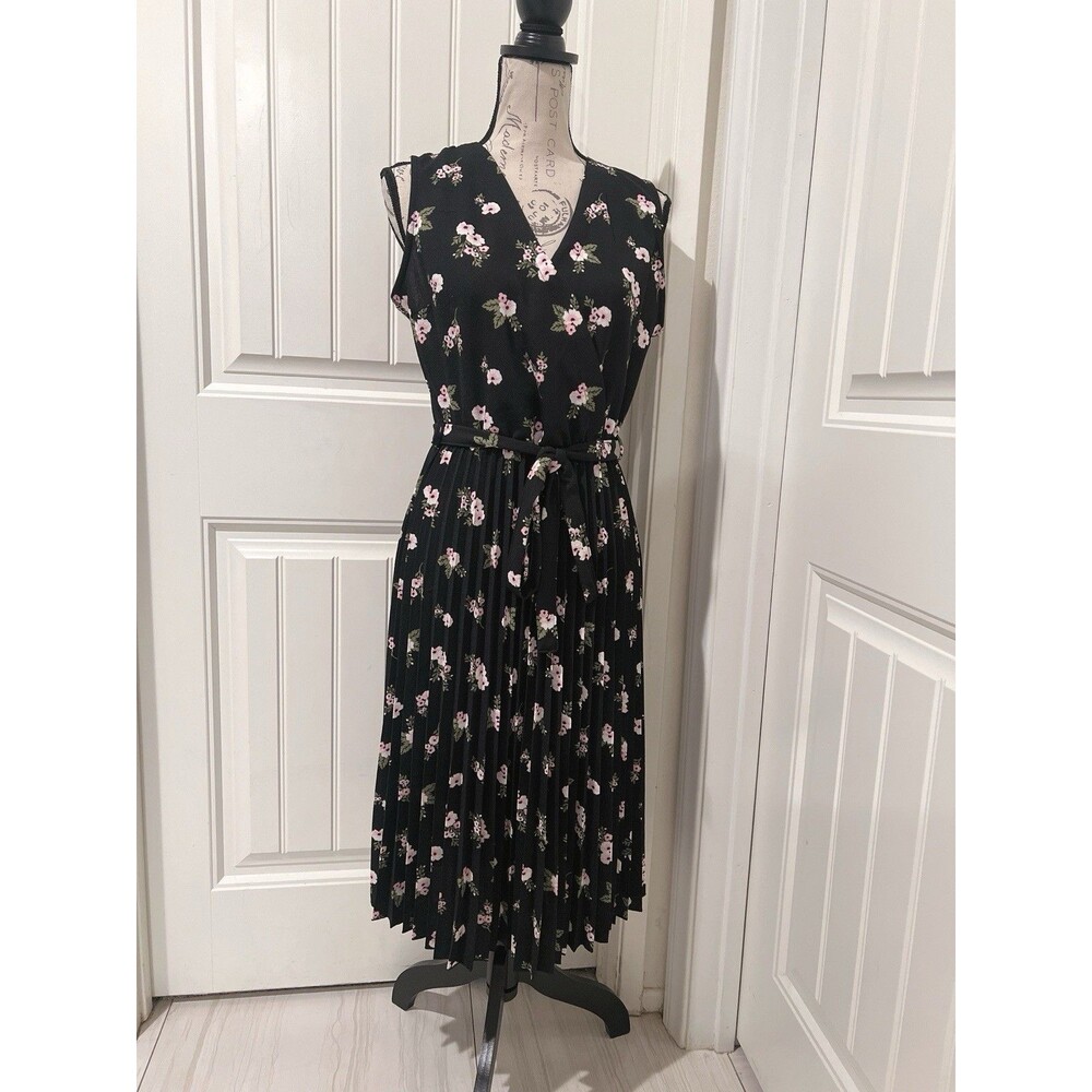 Lark+Grey Women’s Pleated Floral Sleeveless V Neck Belted Knee Length Dress Sz S